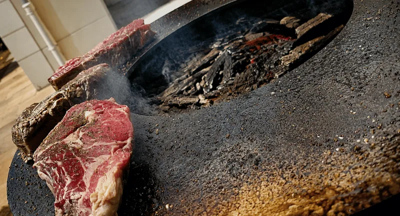 Côte de bœuf au braséro — L'Ardoise Traiteur